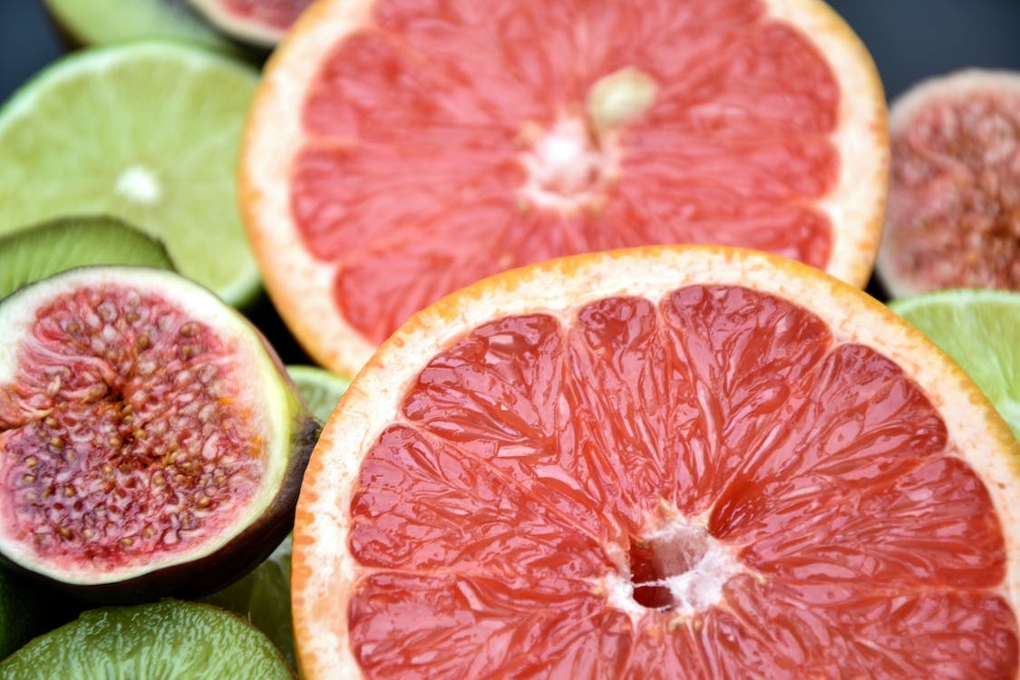 Closeup photo of figs